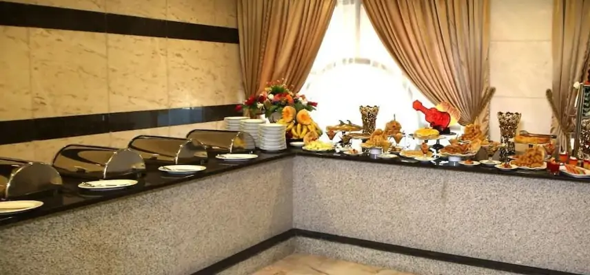 Sky View Hotel Madinah. image